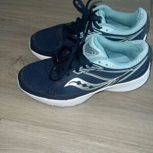 Saucony Cohesion Navy Blue 7.5 Running Shoes